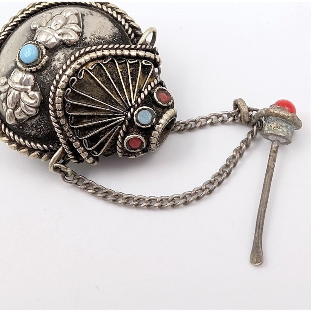 VTG Tibetan Himalayan Snuff Bottle Pendant Silver Tone Intricate - Picture 10 of 13